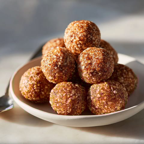 A plate of gingerbread energy bites.