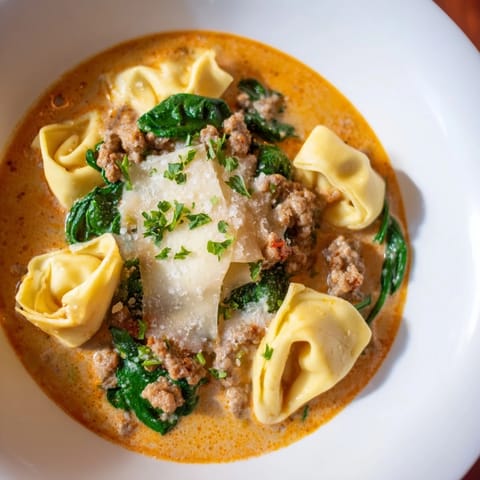 Tuscan Tortellini Soup
